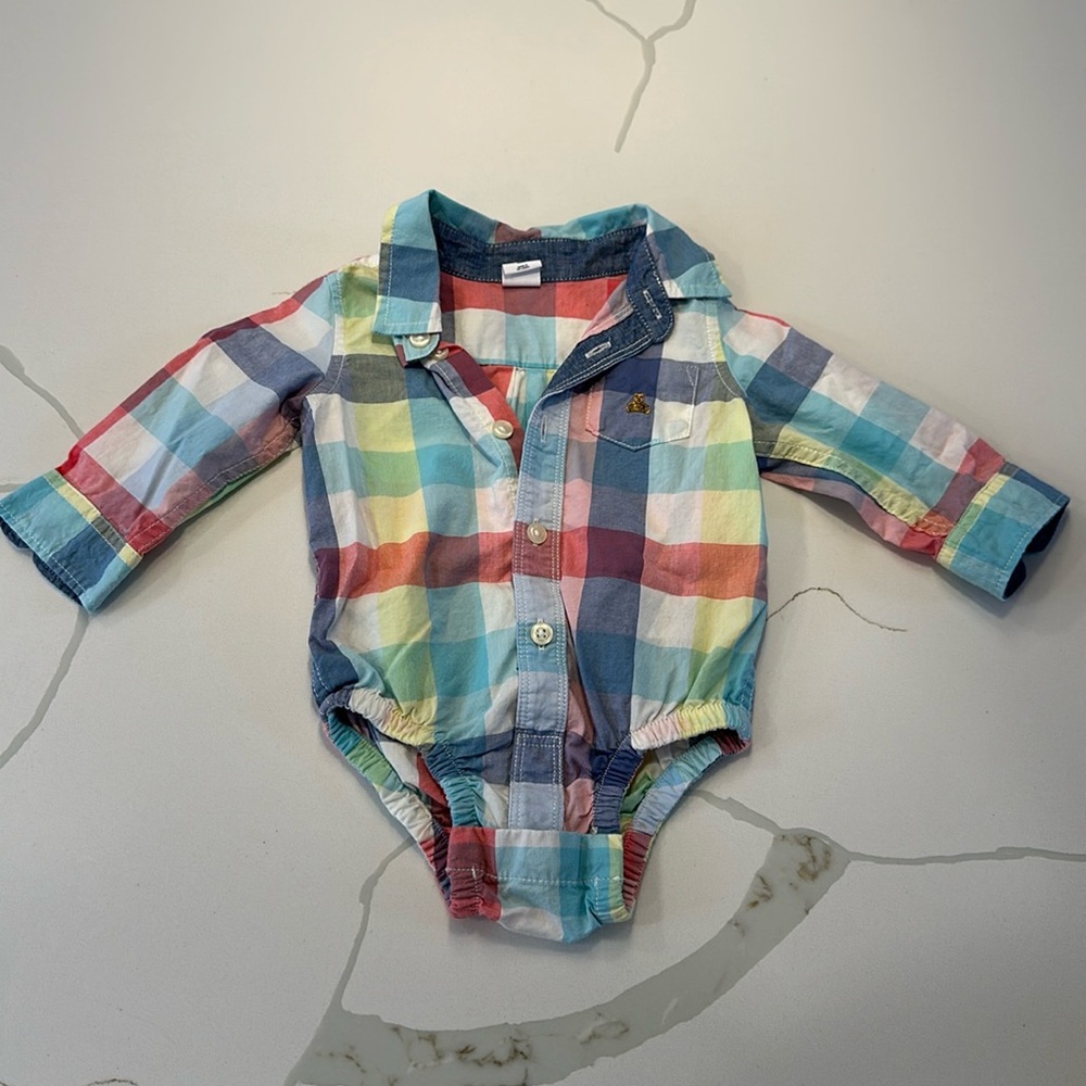 Gap baby long sleeve button down shirt Easter plaid size 6-12 months
